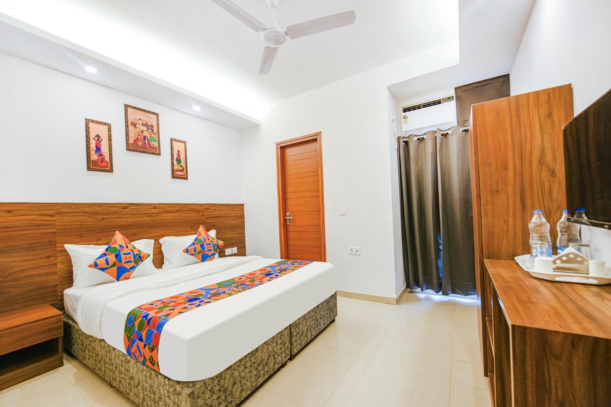 Fabhotel Sparkling - Nr Yashobhoomi Convention Centre Делхи Екстериор снимка