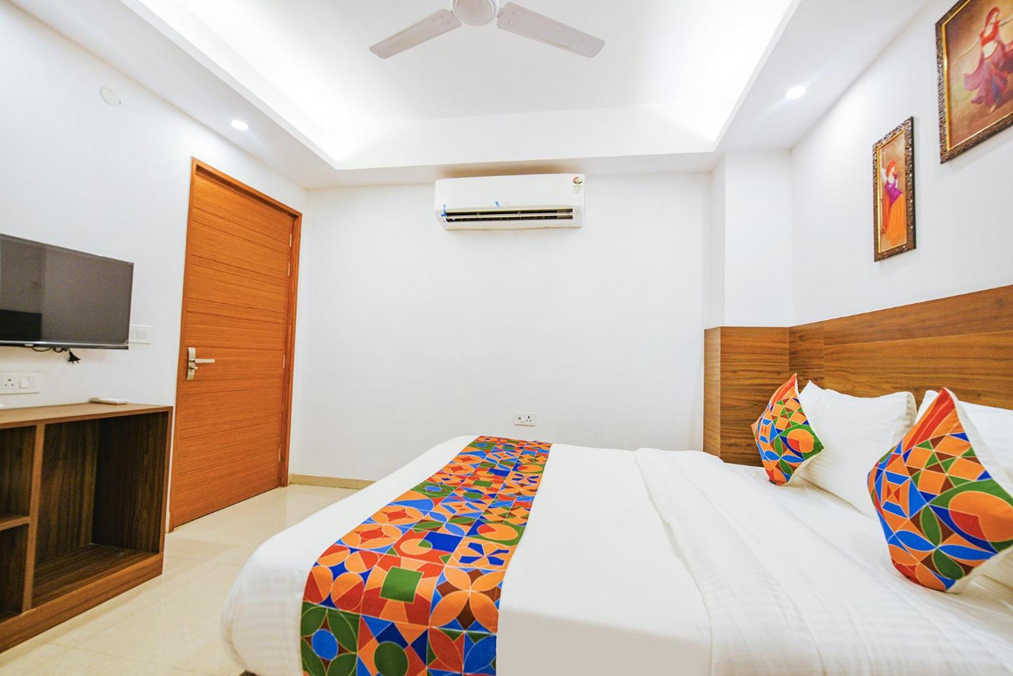 Fabhotel Sparkling - Nr Yashobhoomi Convention Centre Делхи Екстериор снимка